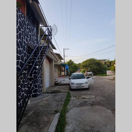 Depto. Maia: A/C, Agua Caliente, Wifi, Tv, Cable. Apartment Паленке Екстериор снимка